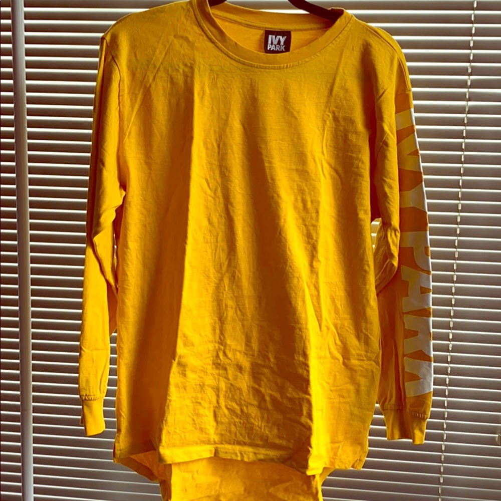 Like new! Ivy Park gold/yellow long sleeve